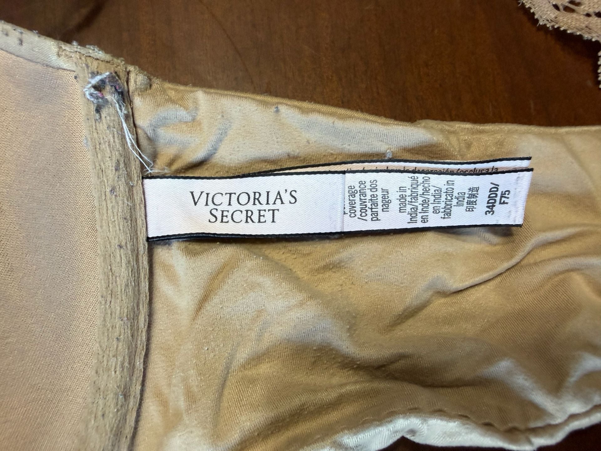 Victoria's Secret Front-Close Lined Bra Size 34DDD Nude Lace Racerback 5