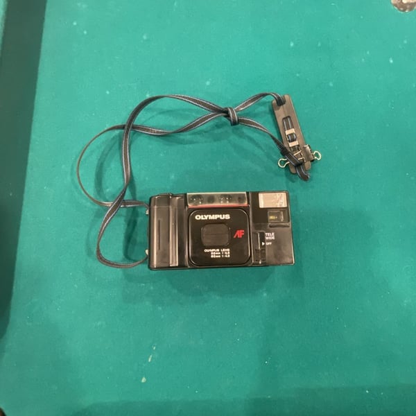 Olympus Quick Shooter Tele 35mm Point and Shoot Film Camera Black