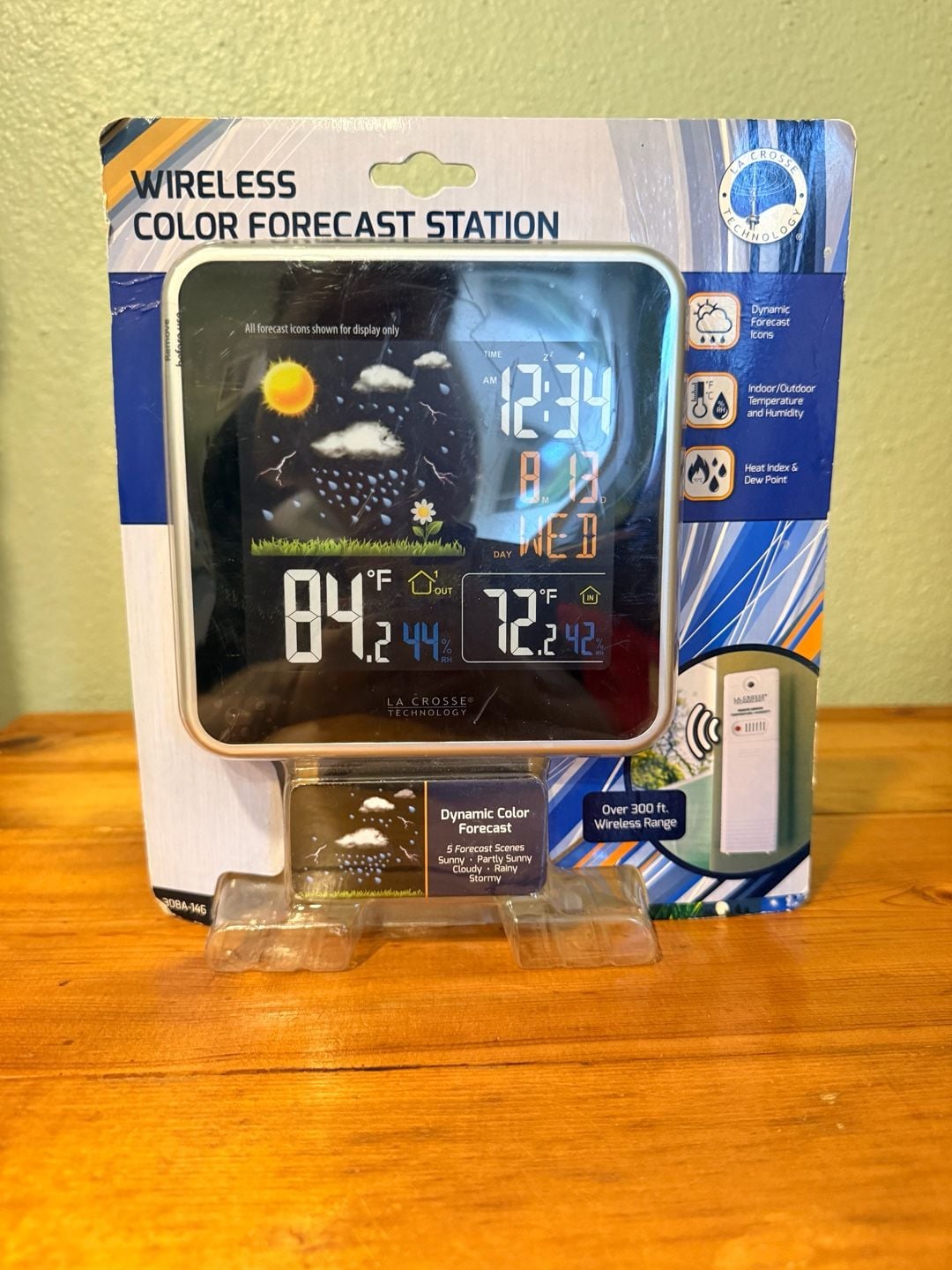 La Crosse Technology Wireless Color Forecast Station 308A-146 New 2