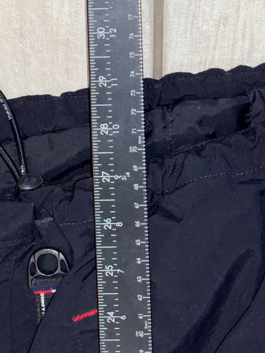Tommy Hilfiger Waterstop Jacket Size L Black Red 10