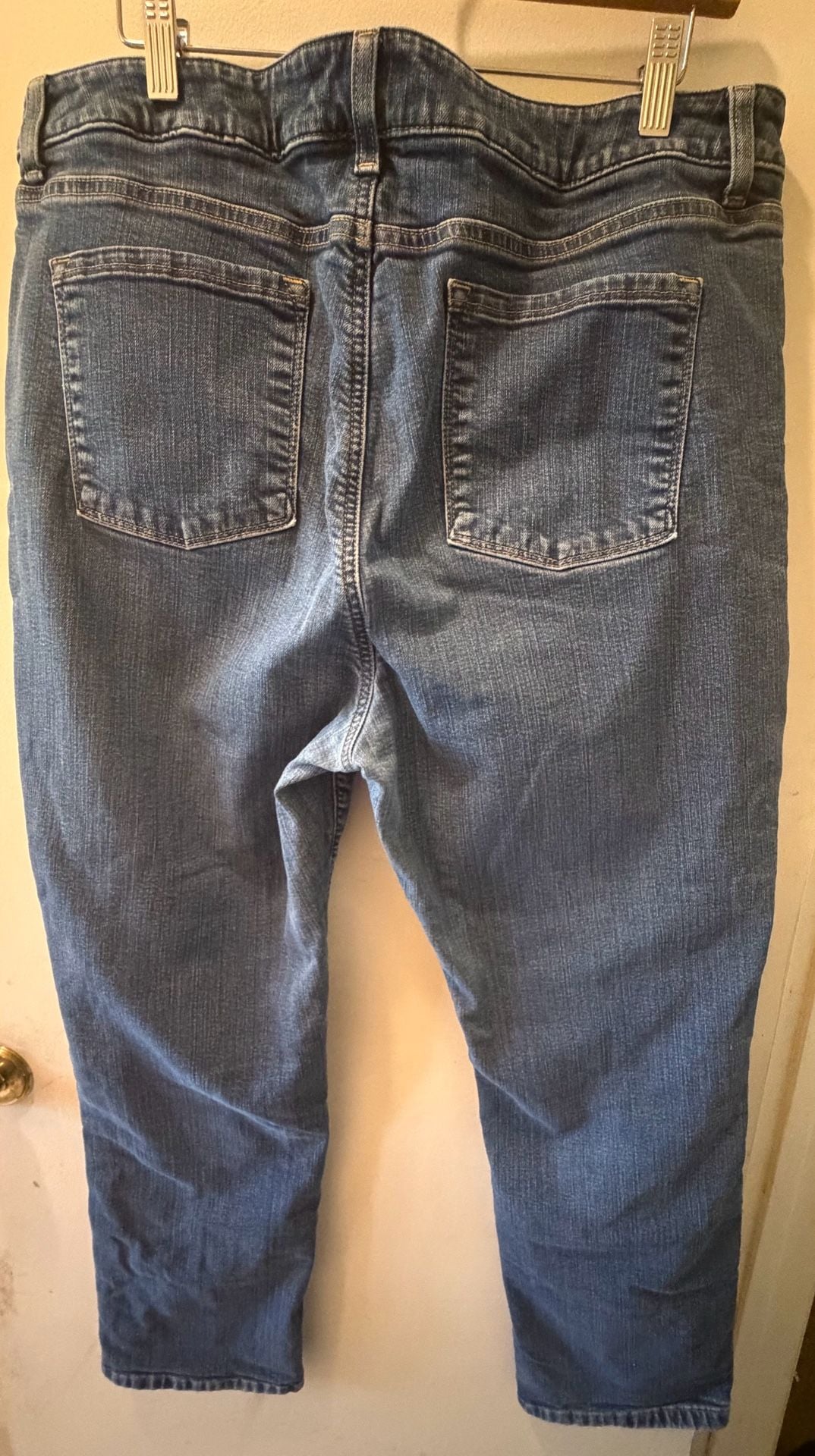 L.L. Bean Classic Fit Jeans Size 18 REG Blue Denim 5