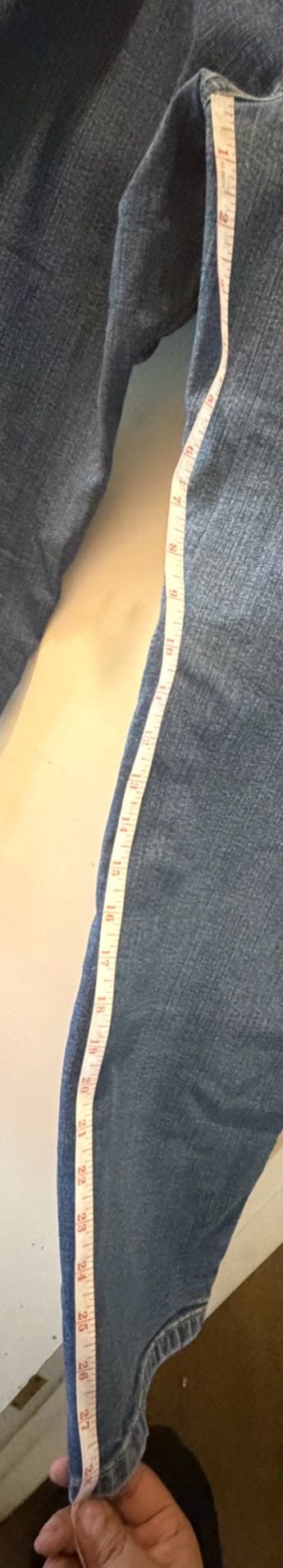 L.L. Bean Classic Fit Jeans Size 18 REG Blue Denim 6