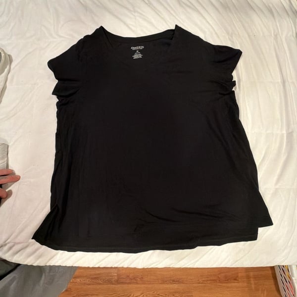 Jones & Co T-Shirt Size 2X Black Flutter Short Sleeve Scoop Neck Top