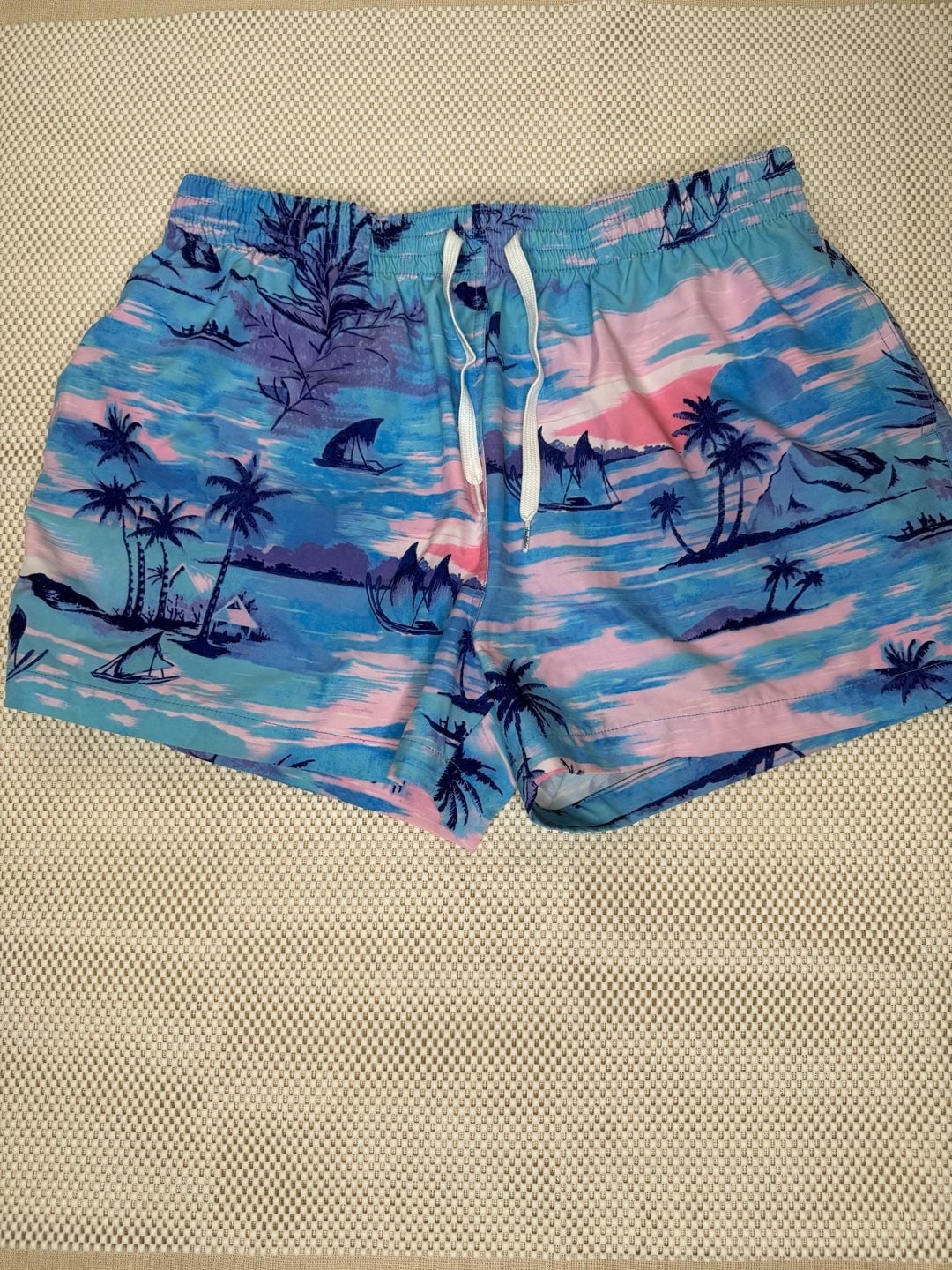 Chubbies Men’s Swim Trunks Size XL Blue Tropical Island Palm Tree 2