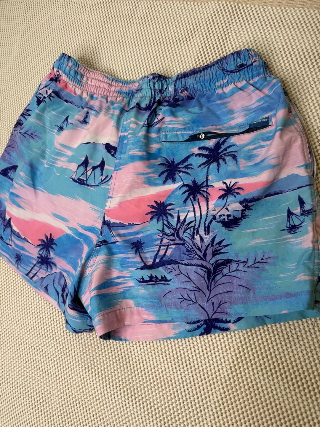 Chubbies Men’s Swim Trunks Size XL Blue Tropical Island Palm Tree 5