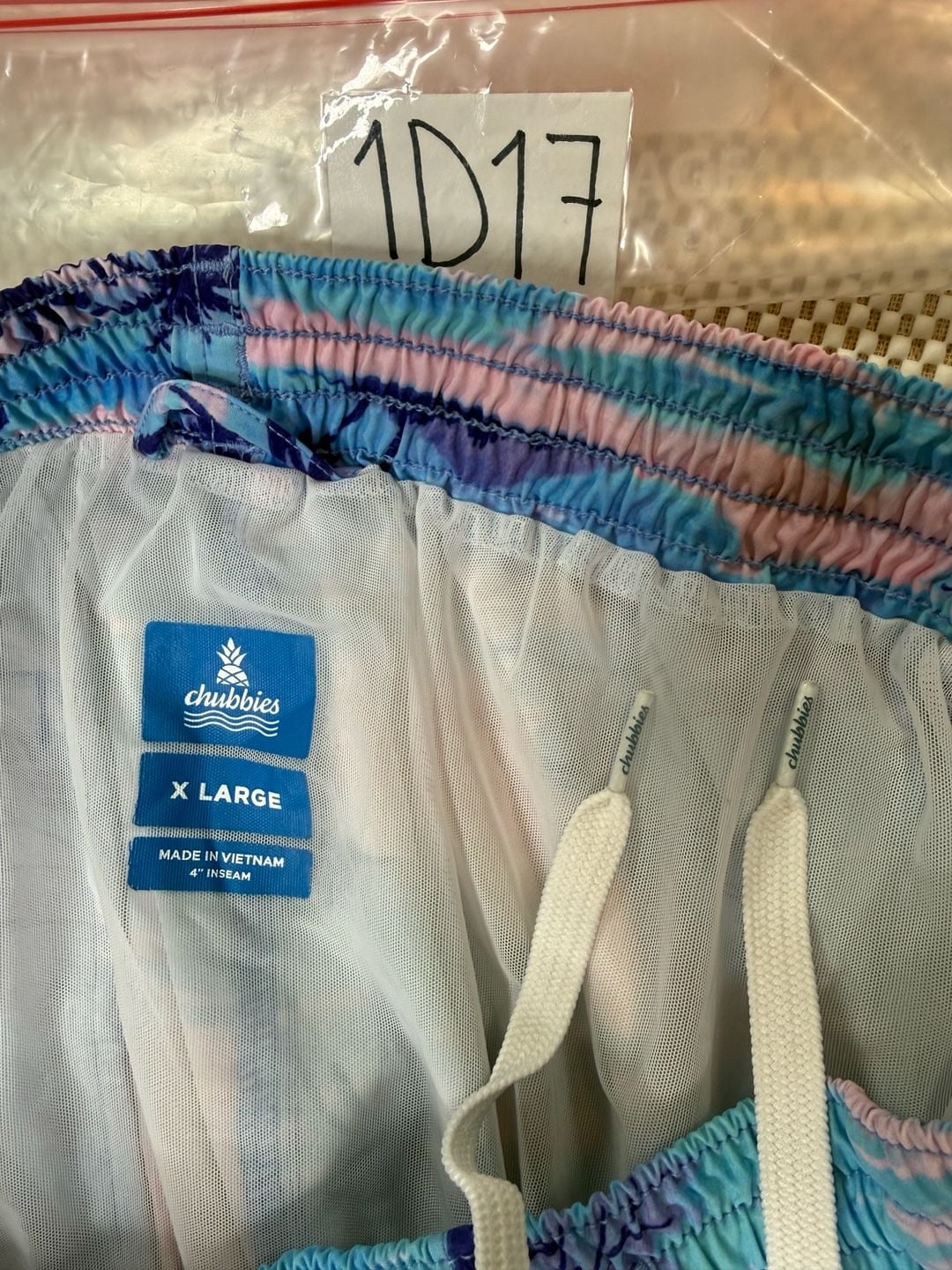 Chubbies Men’s Swim Trunks Size XL Blue Tropical Island Palm Tree 6