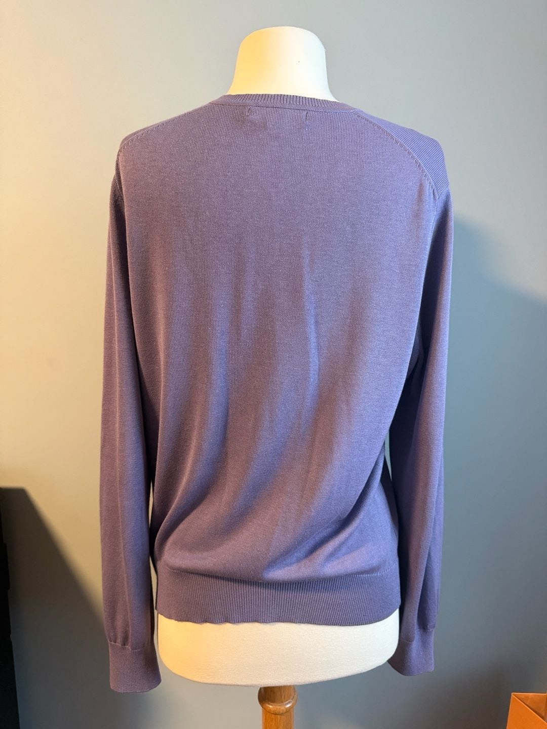 Men's Banana Republic V-Neck Silk Cashmere Sweater Size M Lavender Purple 3