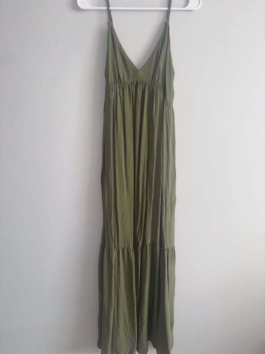 Aerie Cami Maxi Dress Olive Green Tiered V-Neck Pocket 3