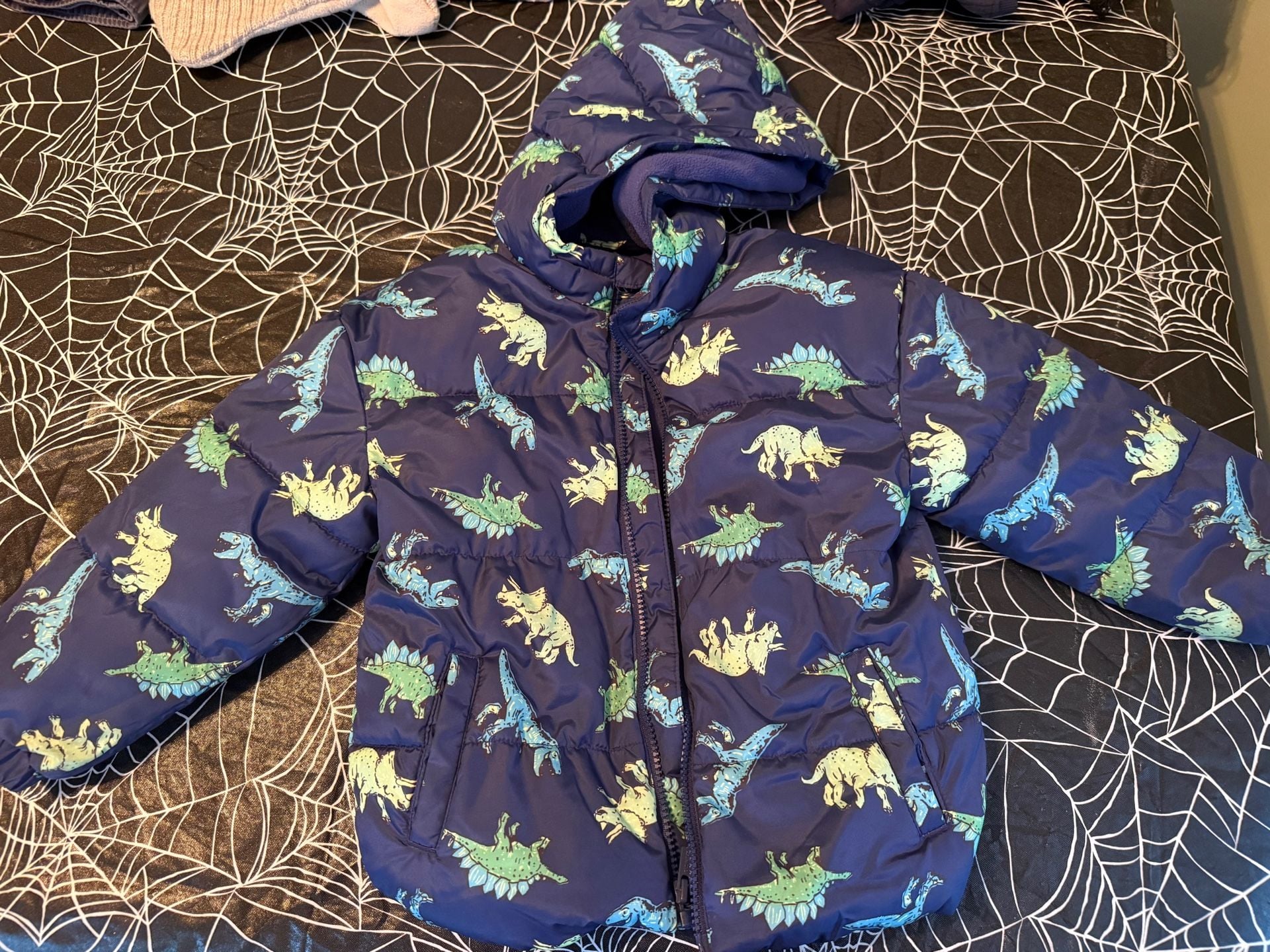 Old Navy Dinosaur Puffer Jacket Size 5T Blue Water-Resistant 1