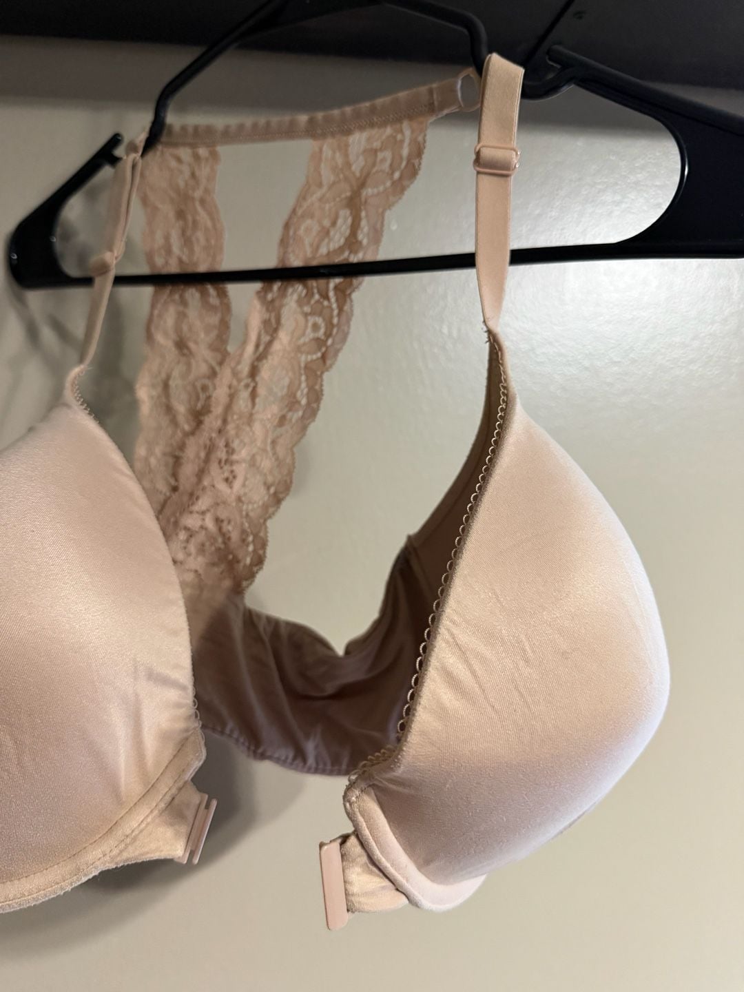 Victoria's Secret Body By Victoria Perfect Coverage Bra Size 34DDD 4