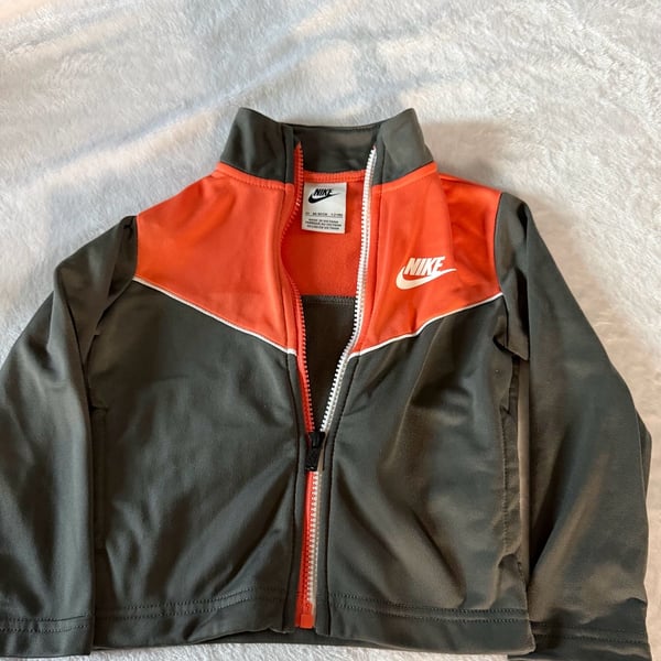 Nike Track Jacket Size 2T Gray Orange Full Zip Colorblock