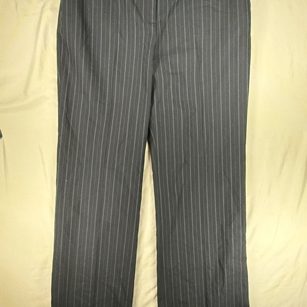 Semantiks Pinstripe Dress Pants Size 10 Black Gray Career Trousers