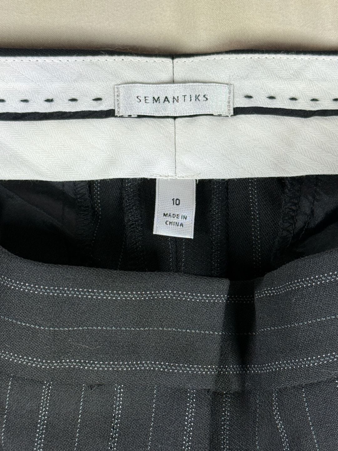 Semantiks Pinstripe Dress Pants Size 10 Black Gray Career Trousers 4