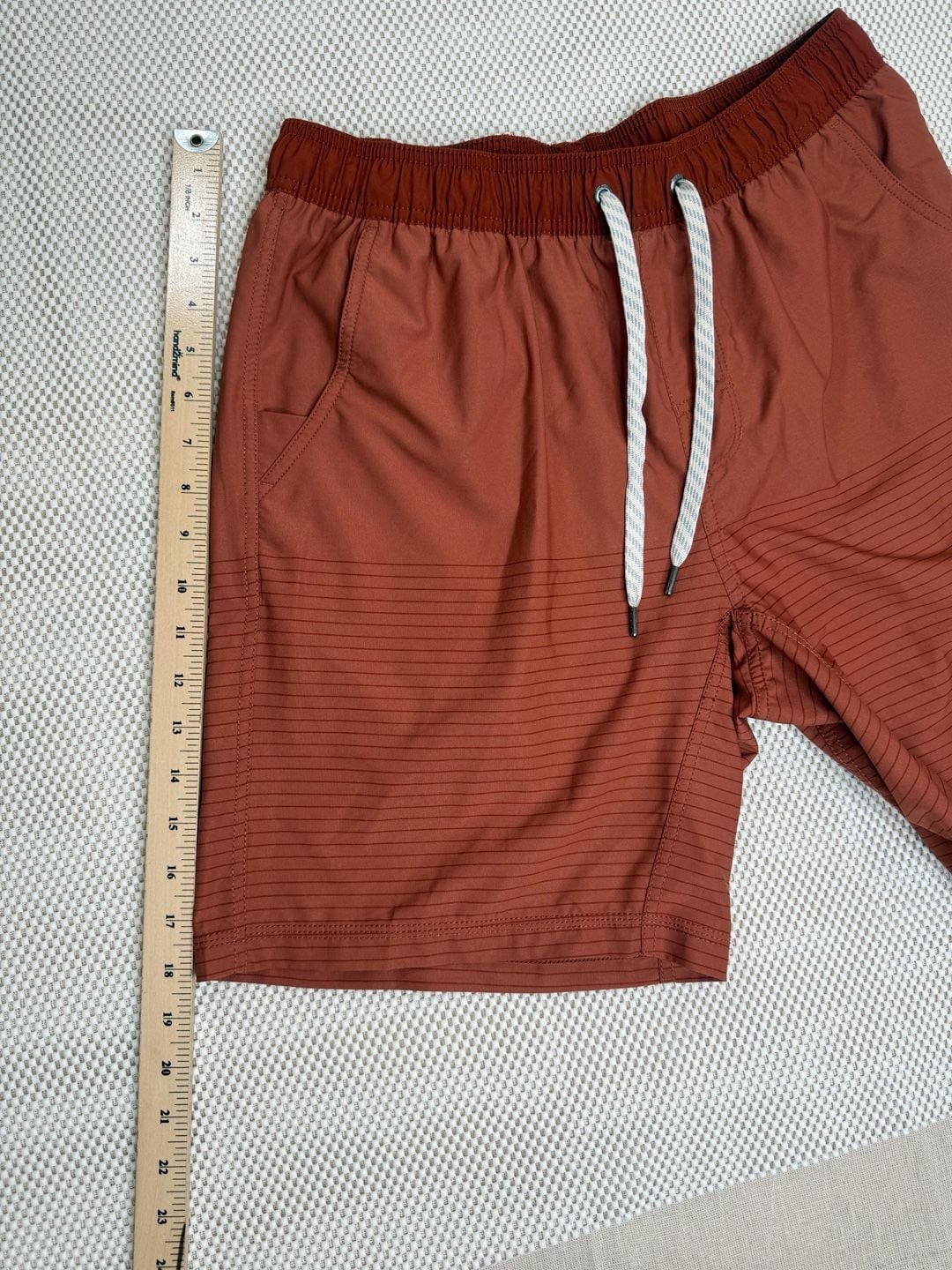 Vuori Kore EUC Shorts Size L Terracotta Burnt Orange Lined Athletic V302 6