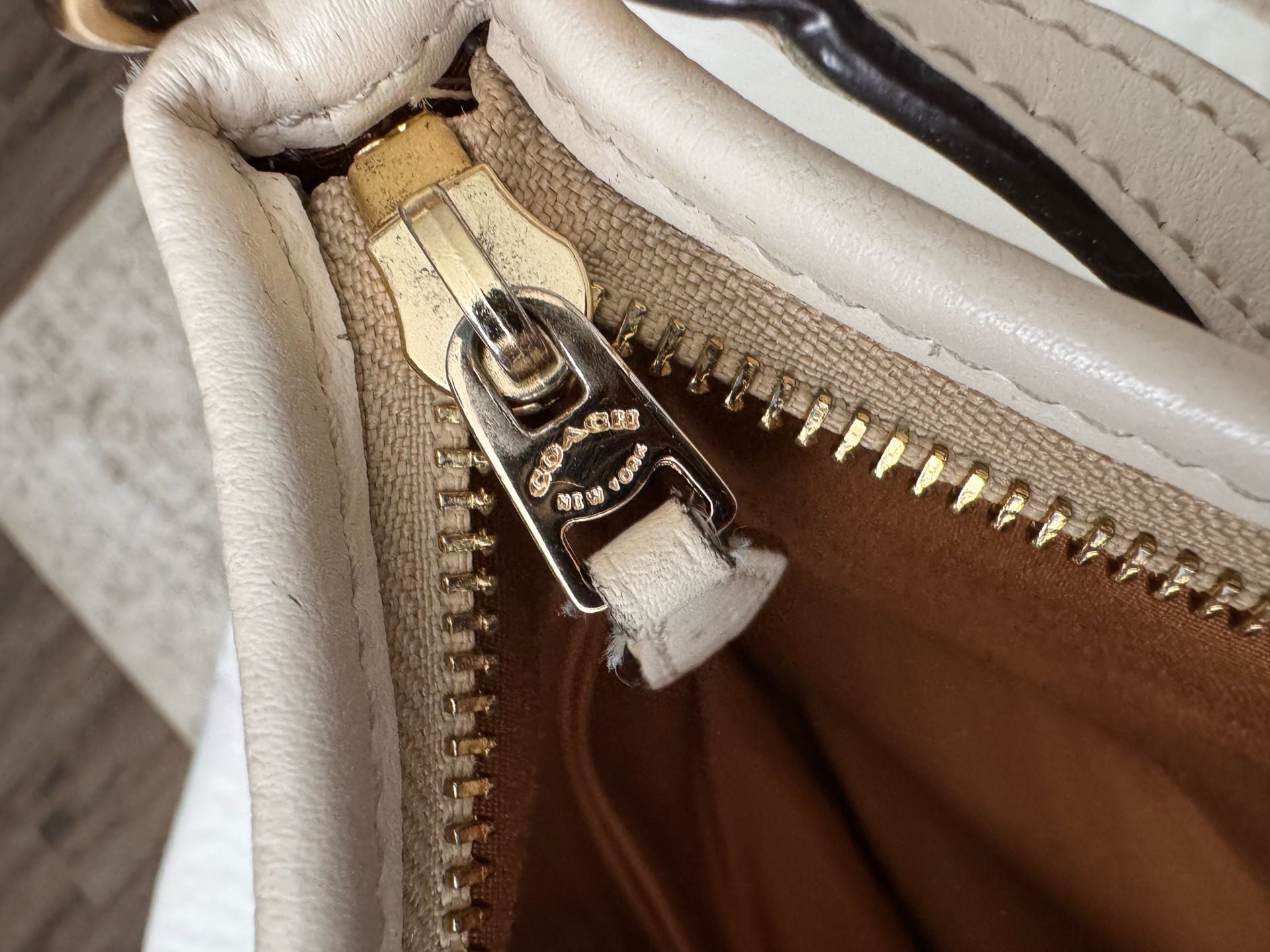 Coach swingpack canvas crossbody bag 11