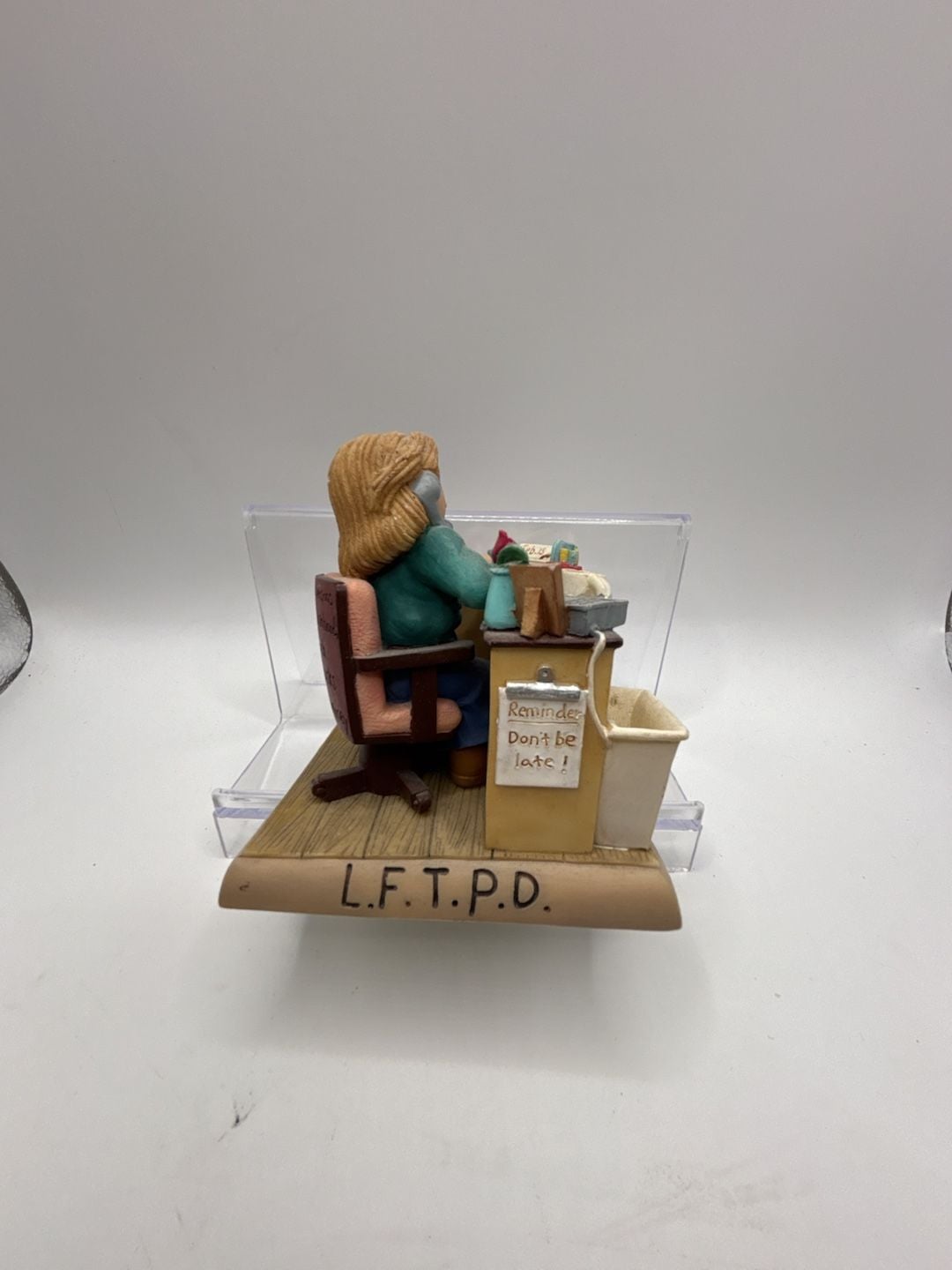 Zingle-Berry Ms. Lots-to-Do Figurine Pavilion Gift Co 1999 2