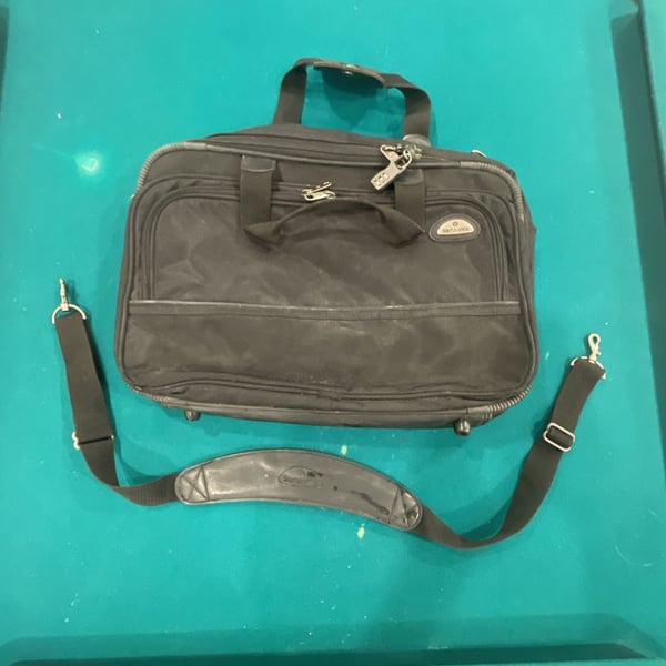 Samsonite Black Laptop Briefcase Business Travel Bag