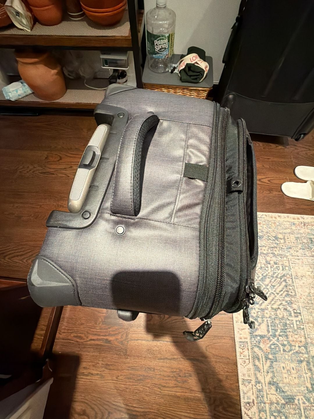 Eagle Creek Tarmac Wheeled Luggage Carry On Gray 3