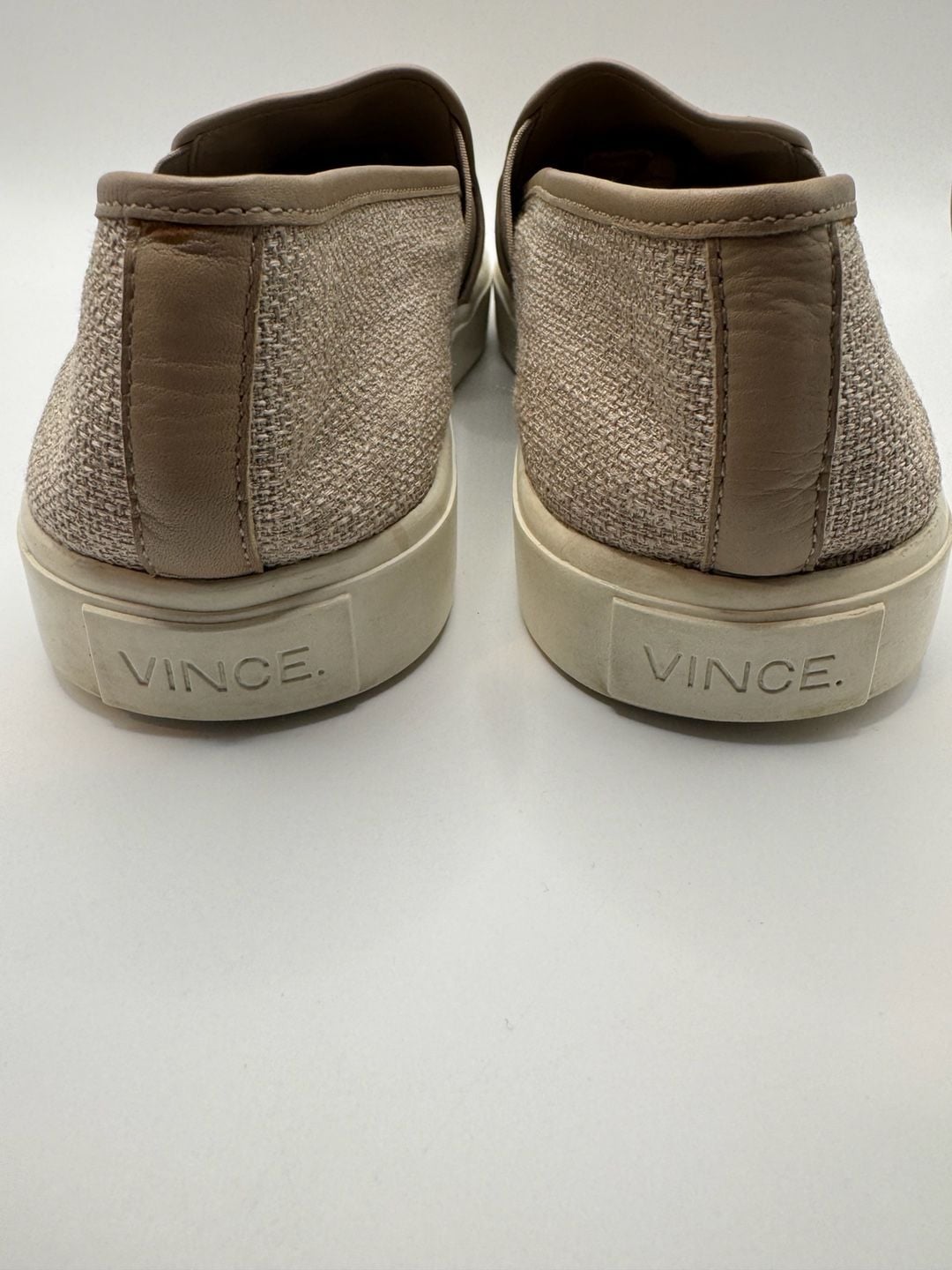 Vince Preston Slip-On Sneakers Beige Woven Linen Size 7.5 5