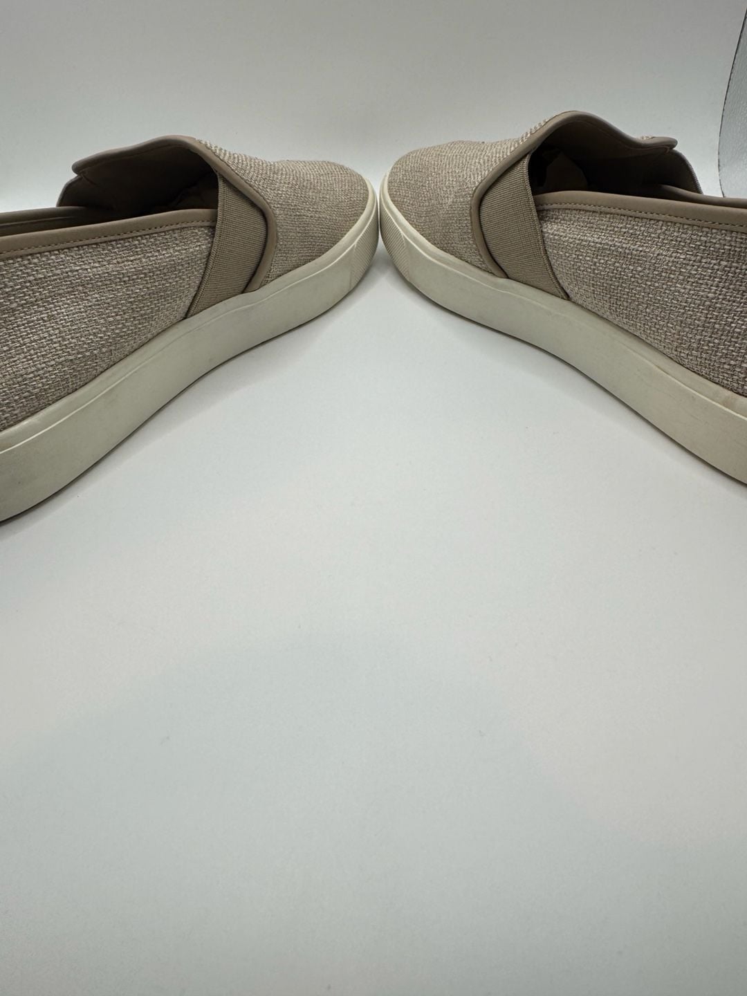 Vince Preston Slip-On Sneakers Beige Woven Linen Size 7.5 9