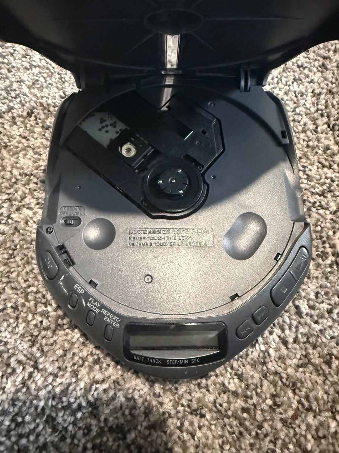 Sony Discman ESP D-E301 Portable Compact Disc Player Mega Bass Silver 2