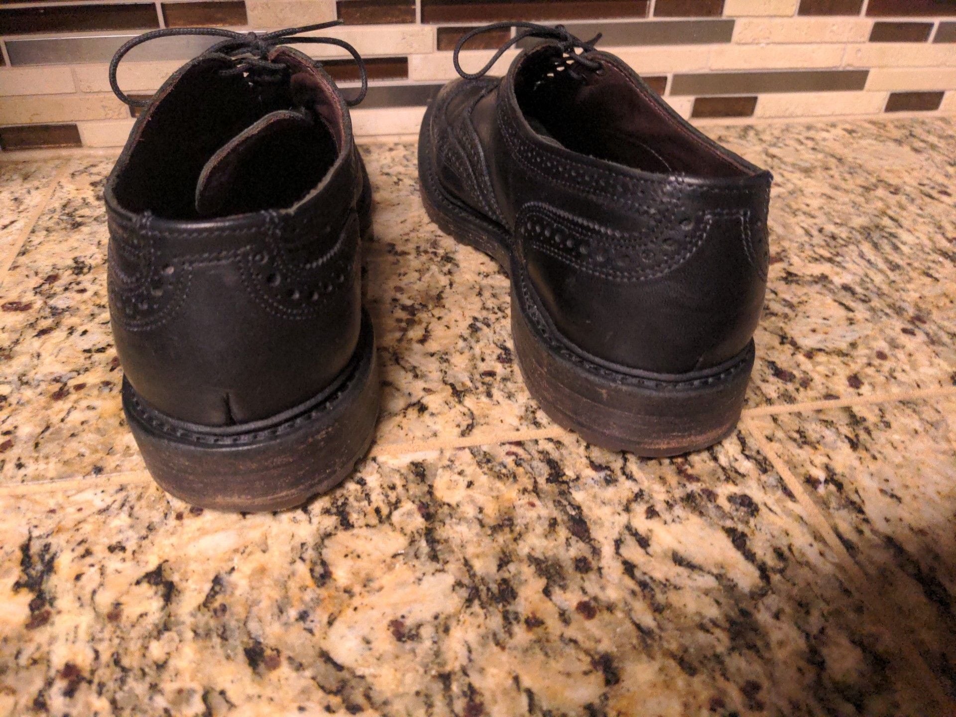 Allen Edmonds McTavish Wingtip Shoes Black Leather Mens 11 10