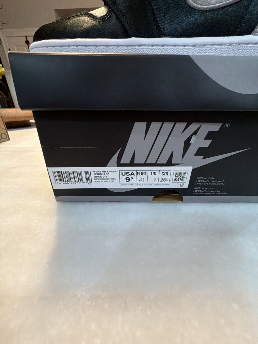 Nike Air Jordan 1 Retro High OG Satin Shadow Size 9.5W Black Grey 9