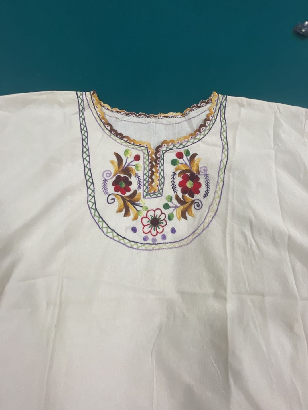 Mexican Artisan Embroidered Blouse White Floral Boho Peasant Top 3