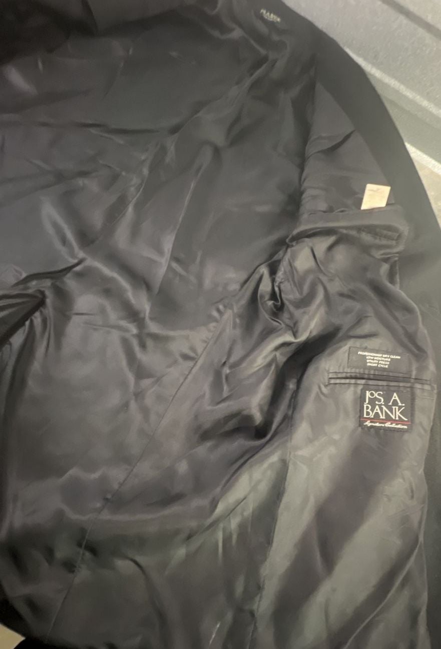 Jos. A. Bank Cashmere Blazer Size 44L Black Two Button Jacket Signature Series 10