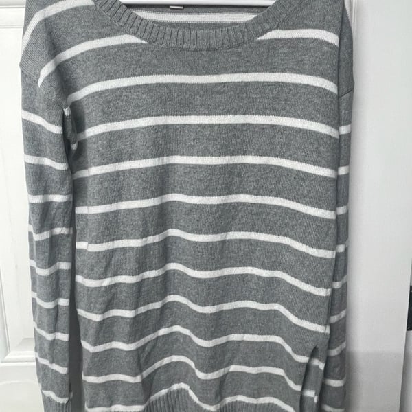 Womens Pullover Casual Loose Sweaters Gray and White Stripe Print