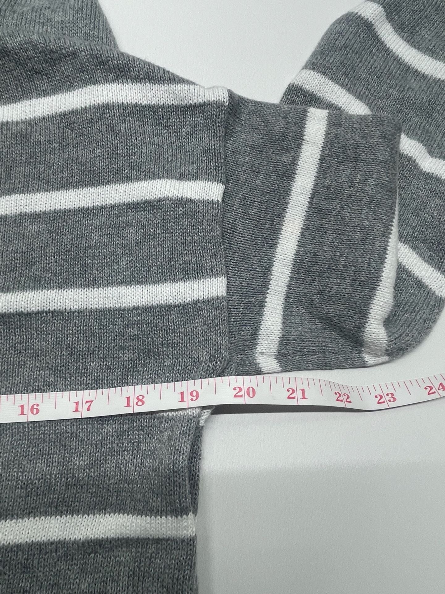 Womens Pullover Casual Loose Sweaters Gray and White Stripe Print 4
