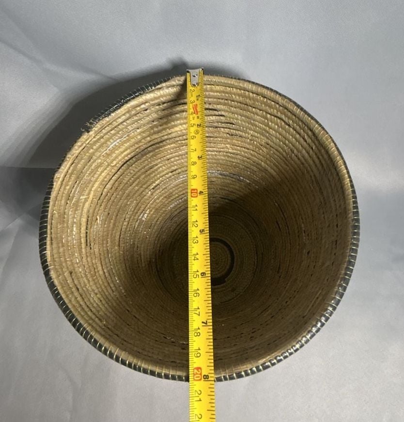 Rwandan Agaseke Woven Lidded Basket Black White Peace Basket 7