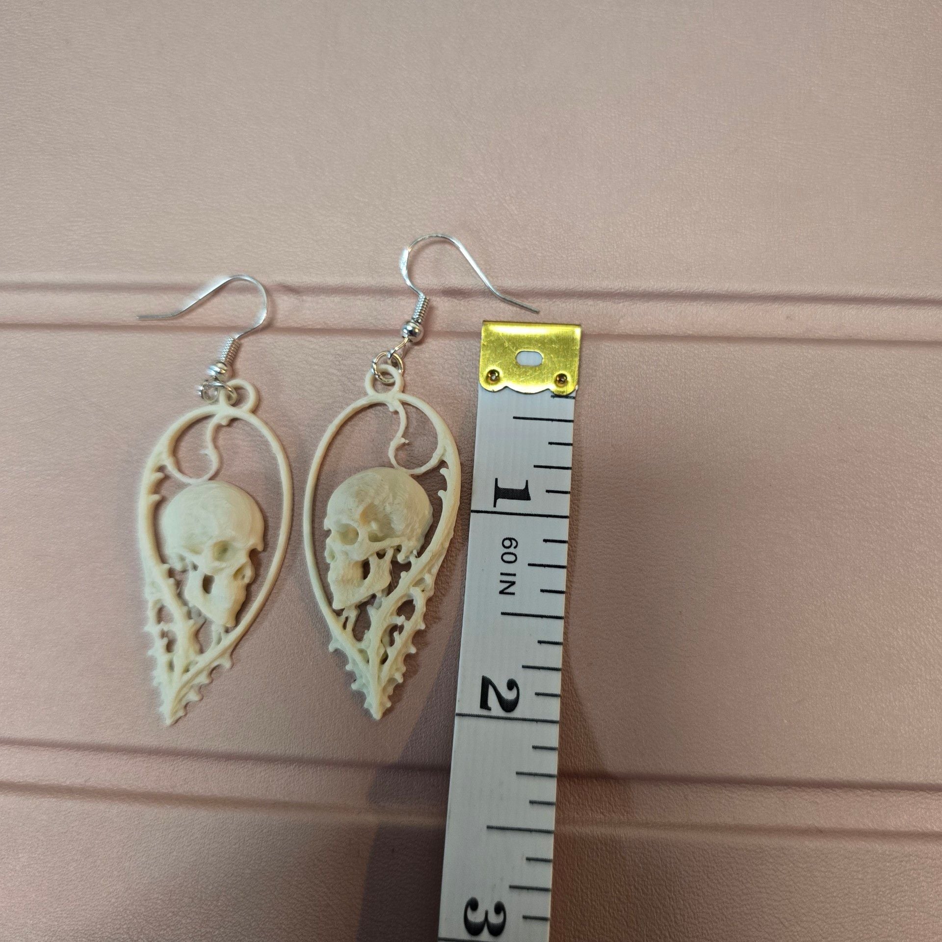 Gothic Skull Dangle Earrings Bone Color 3