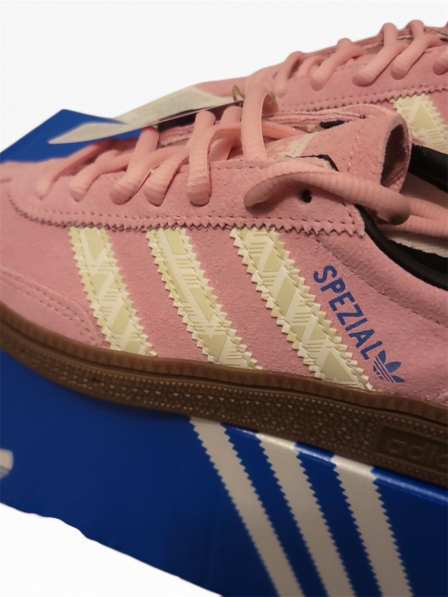 NEW Adidas HANDBALL SPEZIAL SNEAKERS - Pink 5.5 Youth 7 Women’s 3