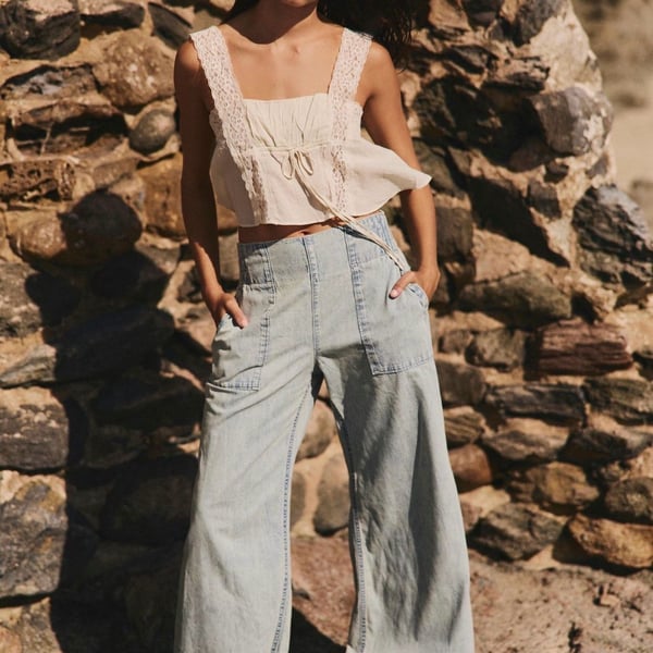 Free People Breezy Denim Pull On Jeans Medium Light Wash Blue Size Medium NWT