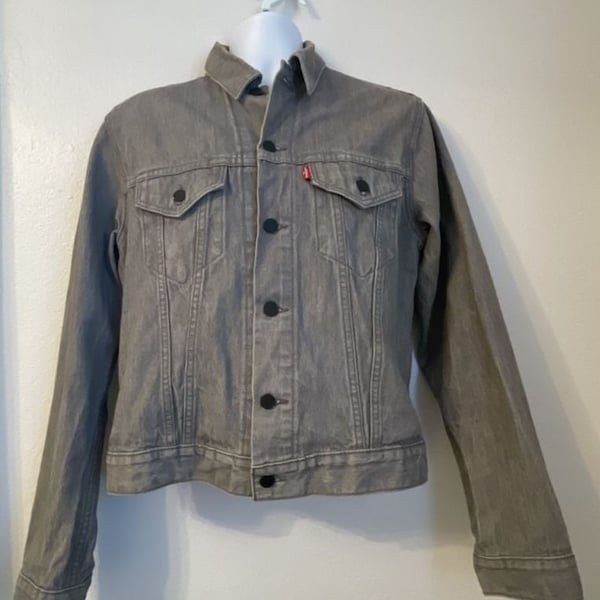Levi's Trucker Jacket mens Size L Grey Denim Outerwear
Workwear
Classic