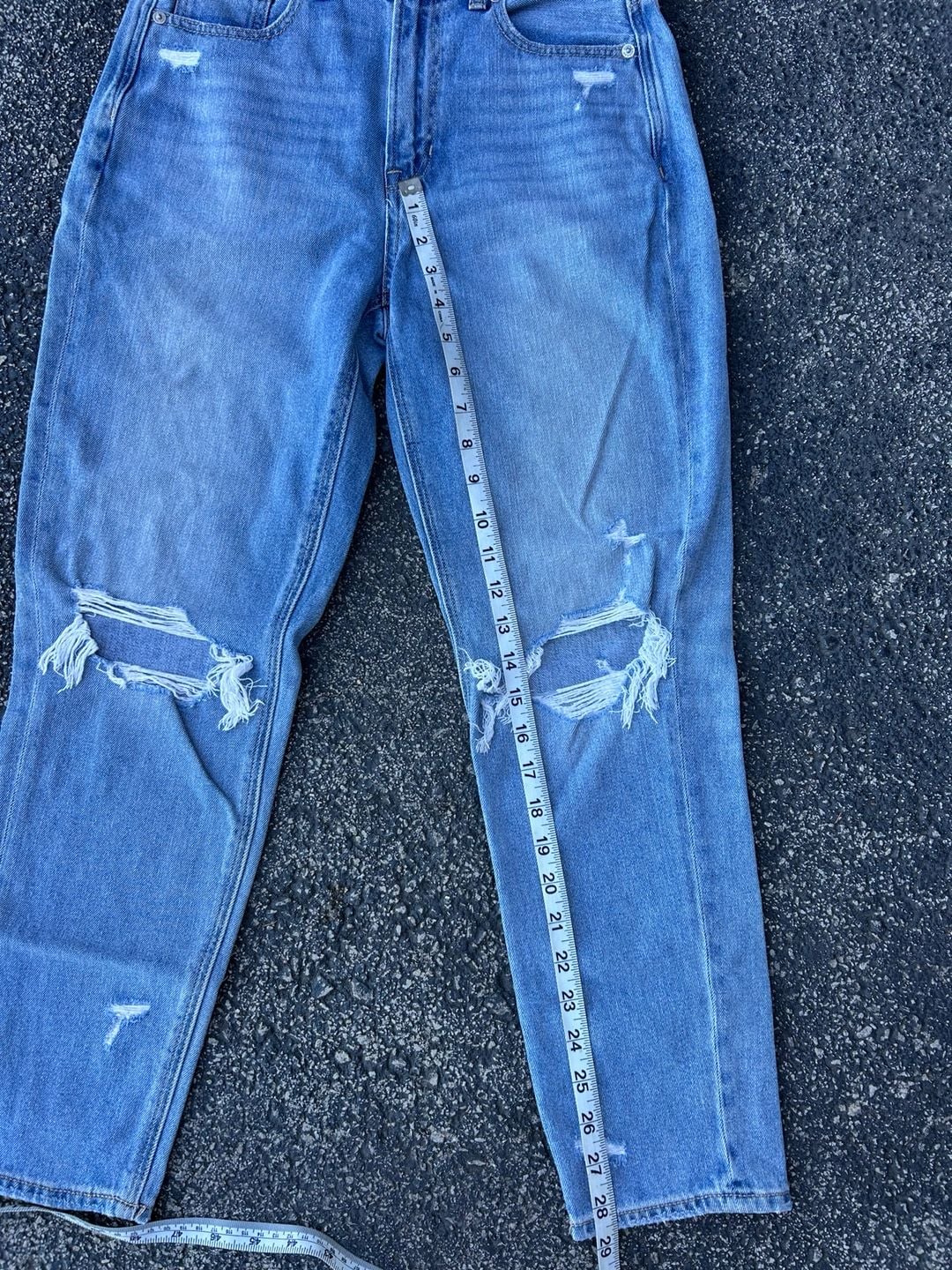 American Eagle Distressed Mom Jeans Size 2 Short Blue Denim 8