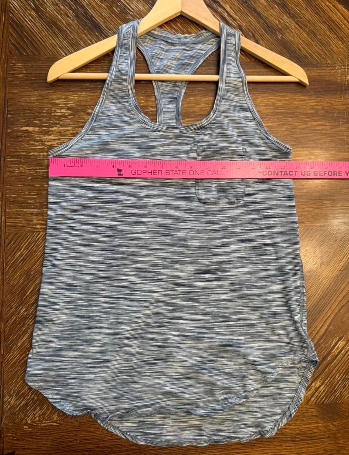 Lululemon Yogi Racer Back Tank Top Size 8 Space Dye 4