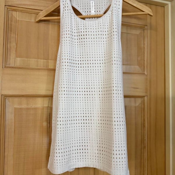 Athleta Tank Top Size S White Laser Cutout Mesh Athletic