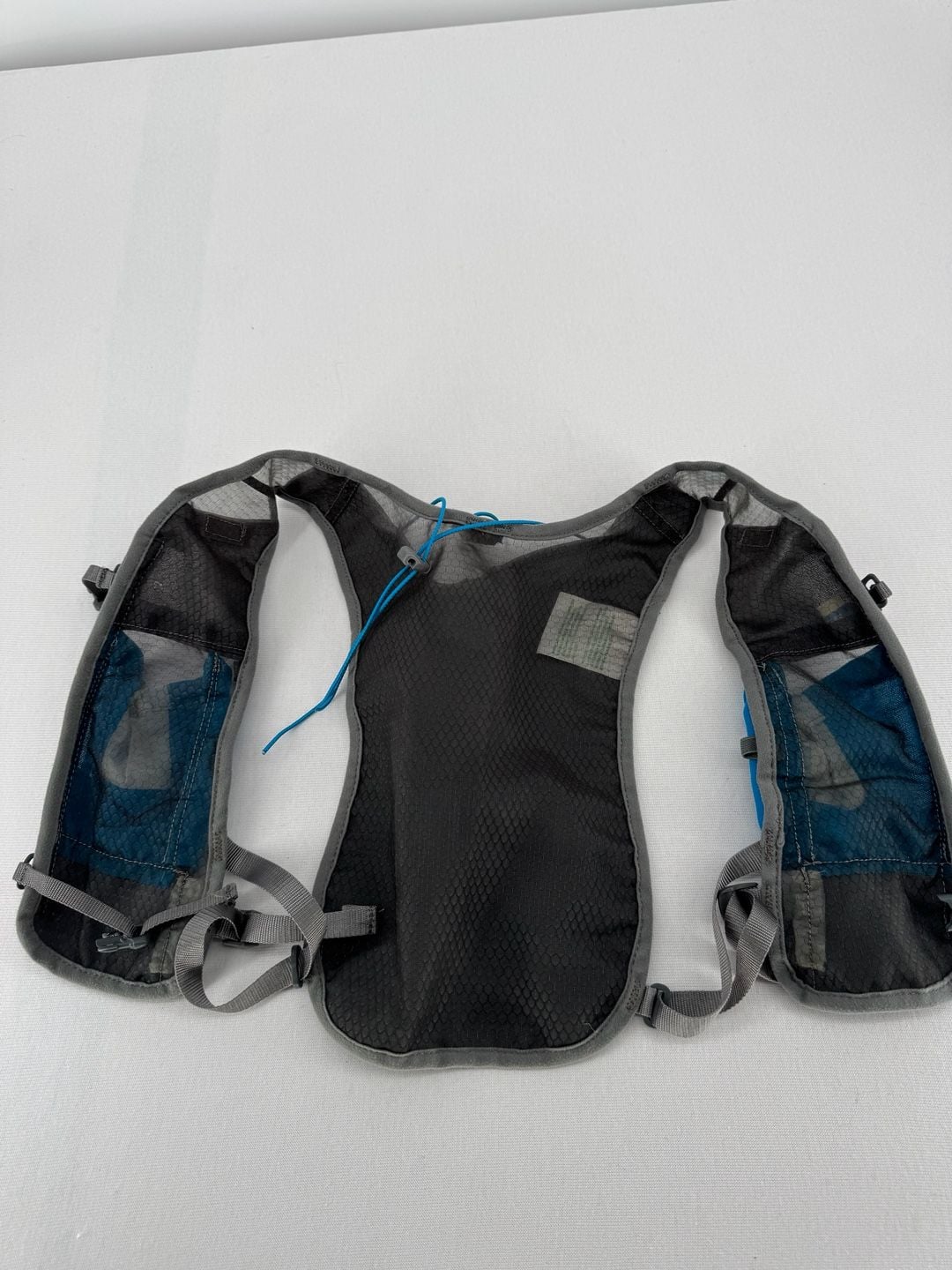 Ultimate Direction AK Race Vest 2.0 Size S/M Gunmetal Running Hydration Pack 7