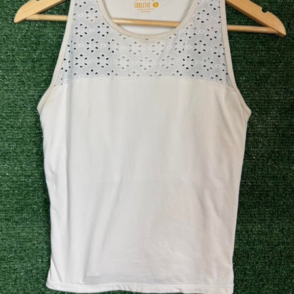 Lilly Pulitzer Luxletic Tank Top Size S White Eyelet