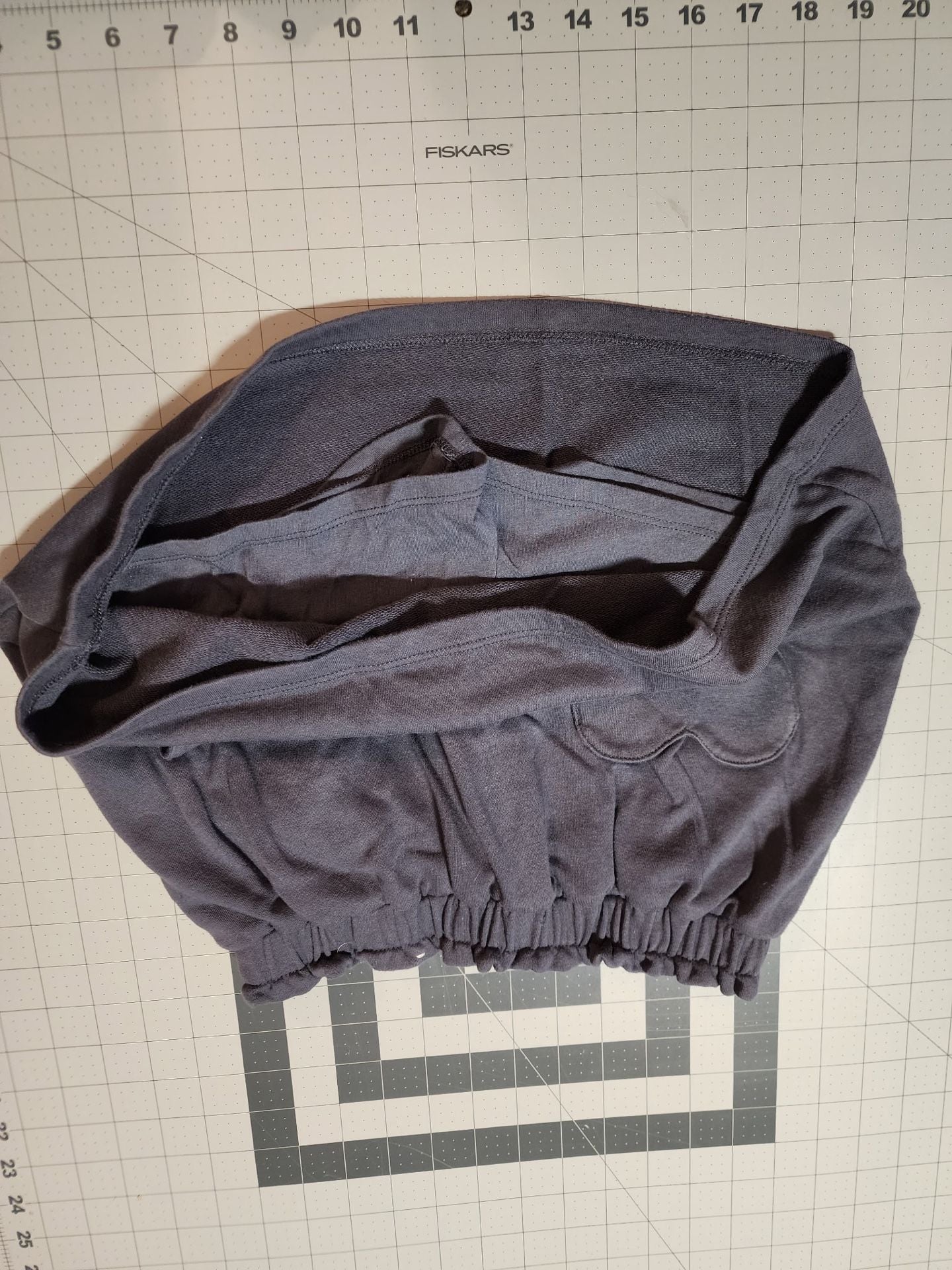 365 Kids from Garanimals Skirt Size 10 Grey Heart Pockets 4