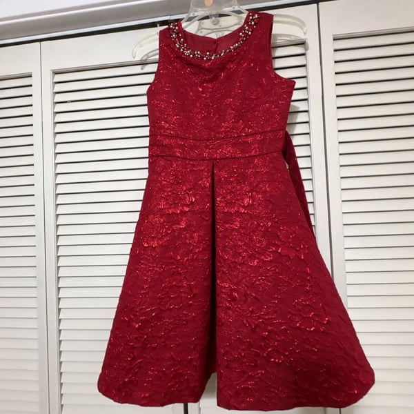 Rare Editions Dress Size 14 Red Brocade Embellished Neckline