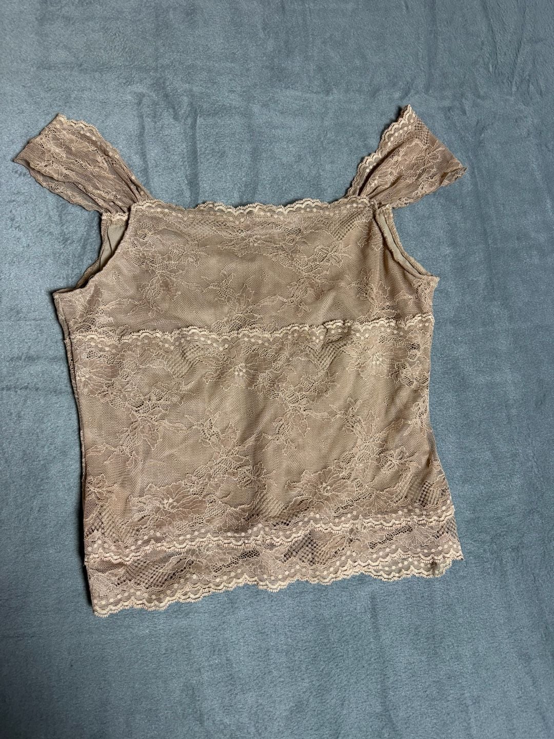MOTH Anthropologie Y2K Taupe Floral Lace Cami Top Cap Sleeve Ruched Romantic 5