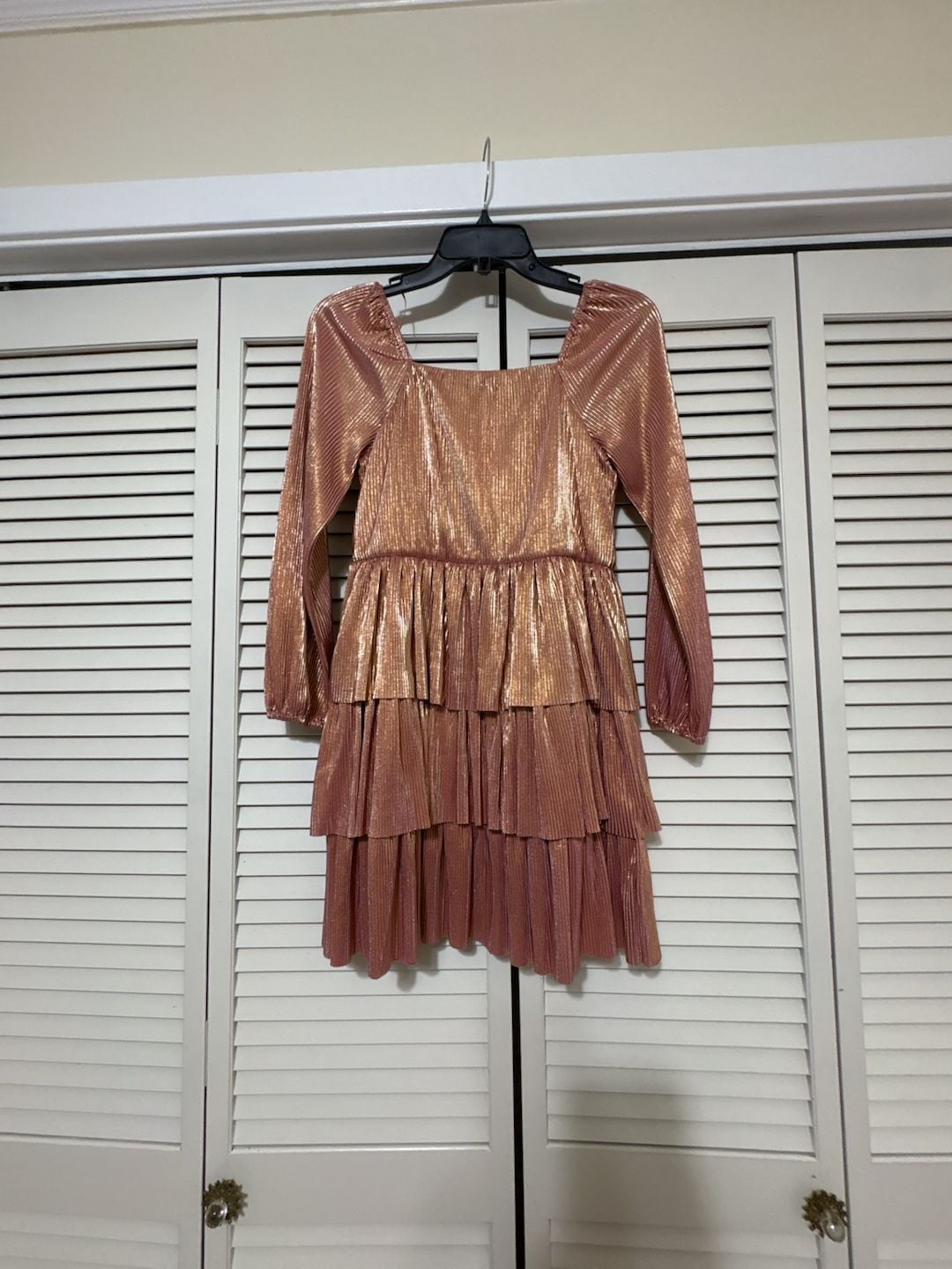 GB Girls Metallic Tiered Dress Size 12 Rose Copper Long Sleeve Plisse 2