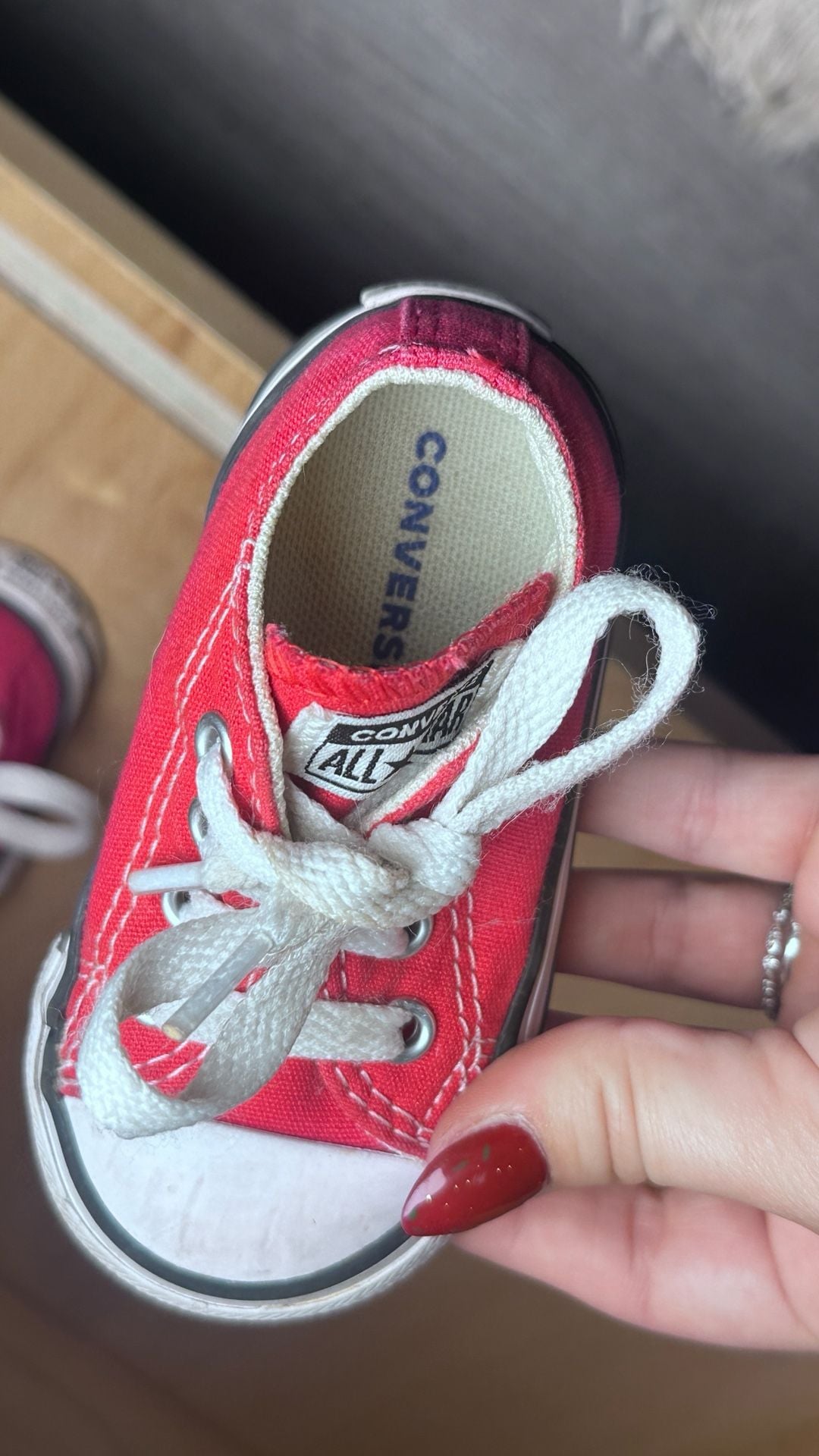 Converse Chuck Taylor All Star Low Top Size 4 Pink Canvas Sneakers 8