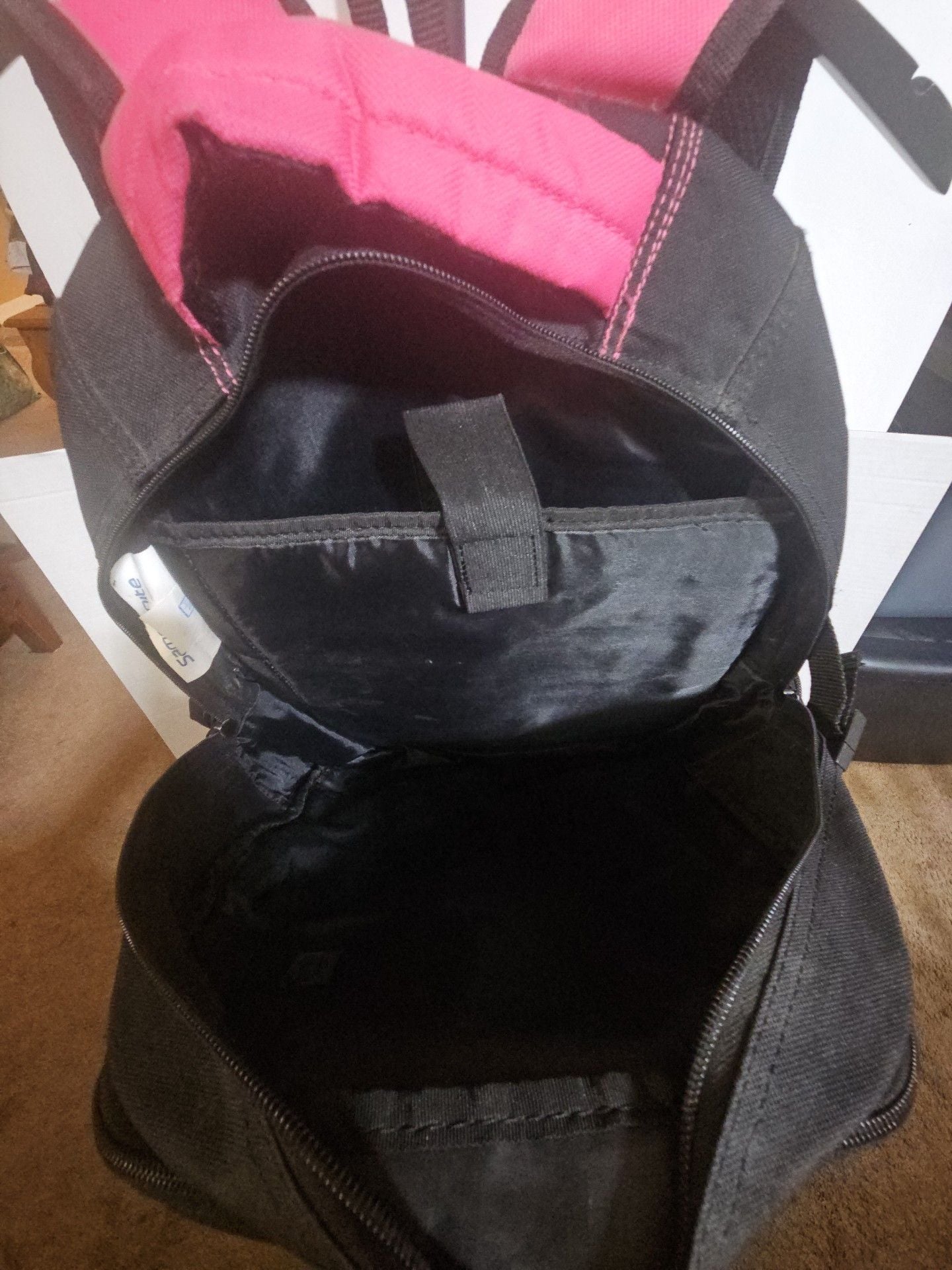 Samsonite Black and Pink Bungee Backpack 3