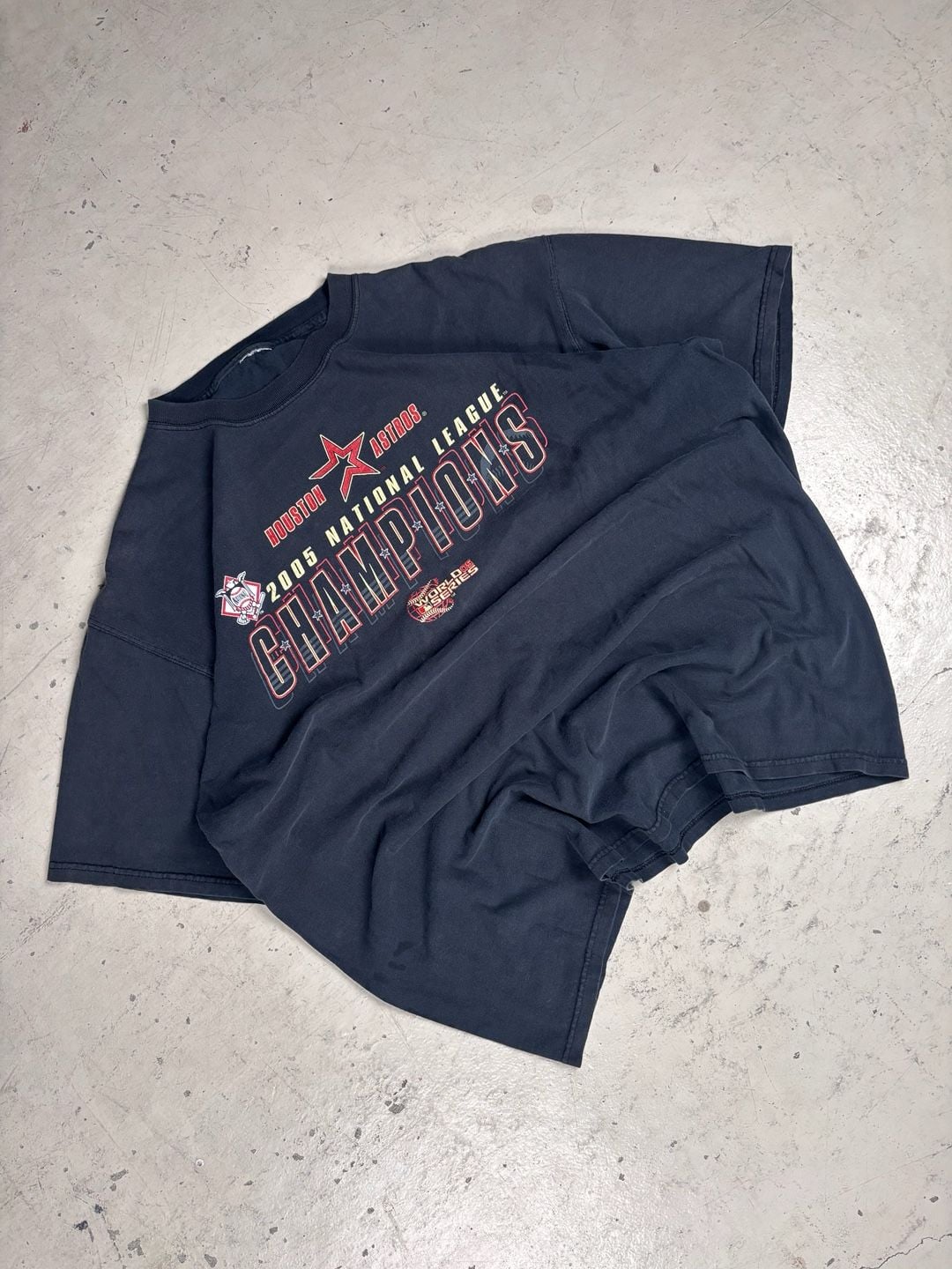 VF Imagewear Houston Astros 2005 National League Champions T-Shirt Black 1