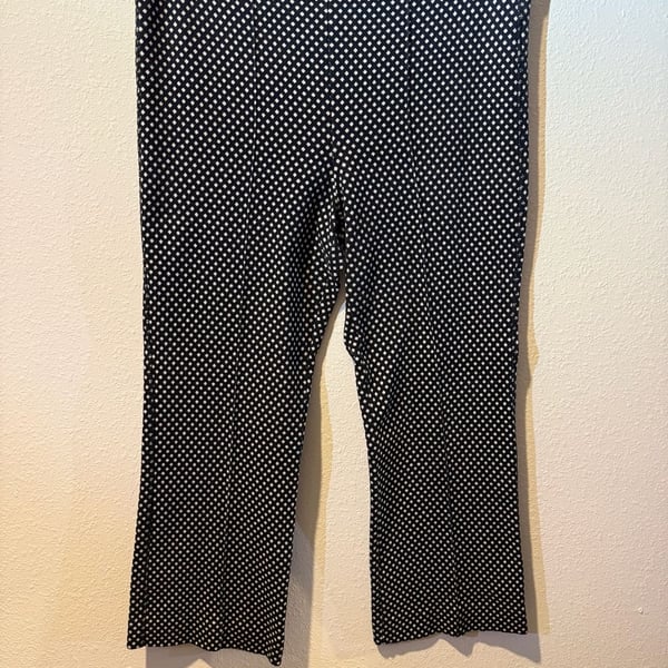 Anthropologie The Essential Crop Flare Pants Size L Black White Diamond