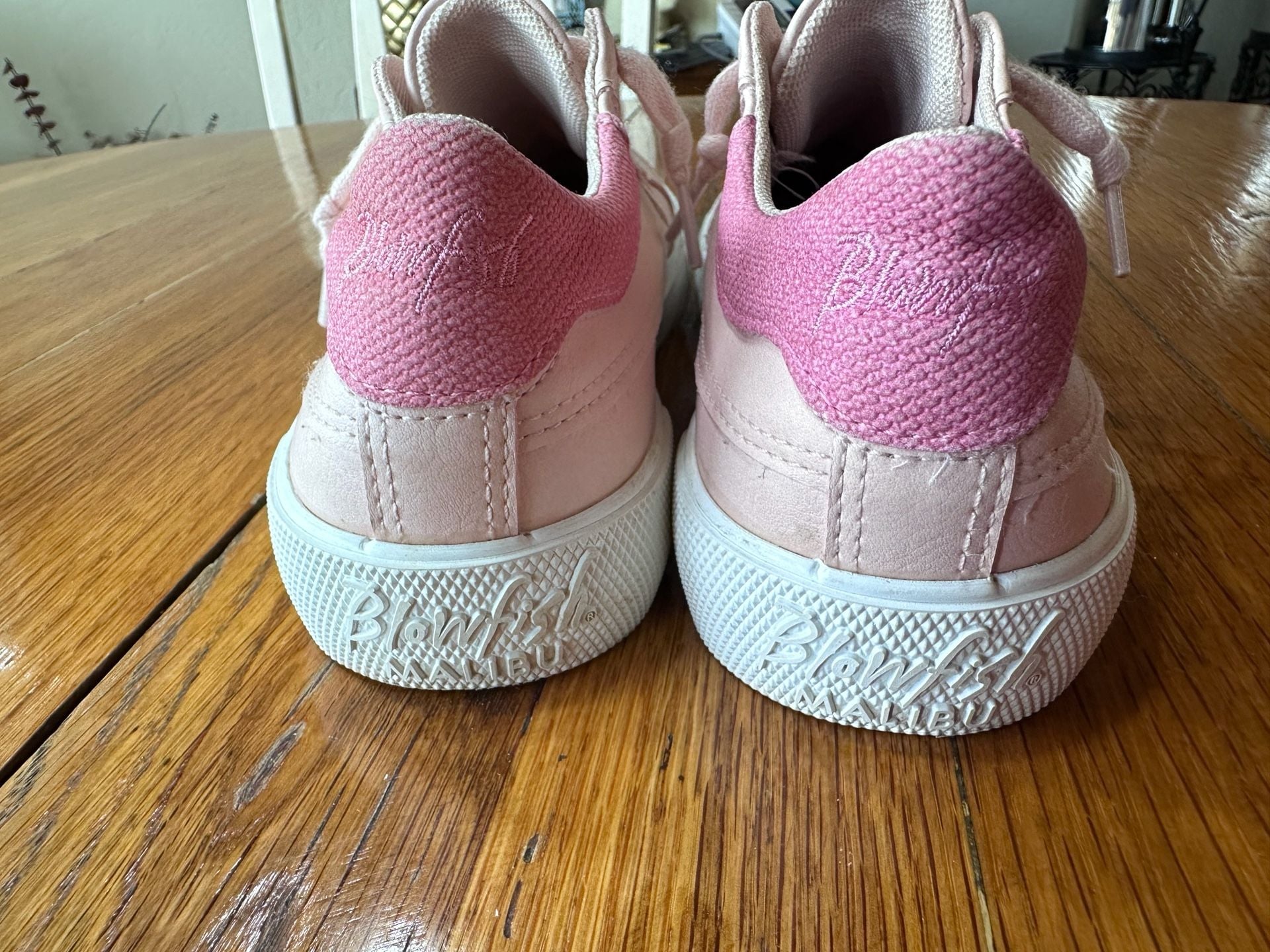 Blowfish Malibu Aztek Pink Sneakers US KID SIZE 13 6